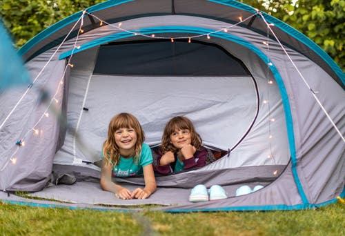 Alleen op vakantie met je kinderen? Zo voorkom je problemen