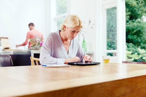 
 Code oranje op je vakantiebestemming: waar heb je recht op en wat zijn de gevolgen?
 