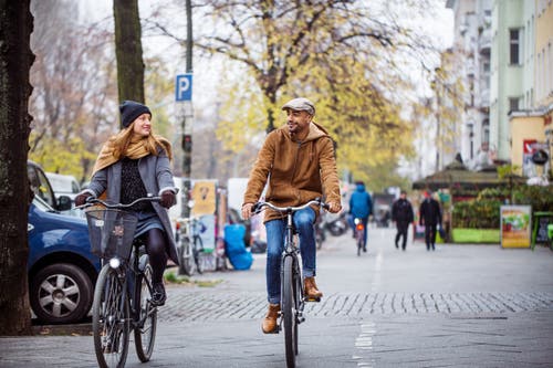 De herfst is er, ga veilig de weg op